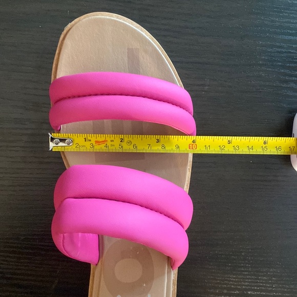 SOREL - Women’s Ella II Puff Slides - Size 9 - Picture 9 of 10